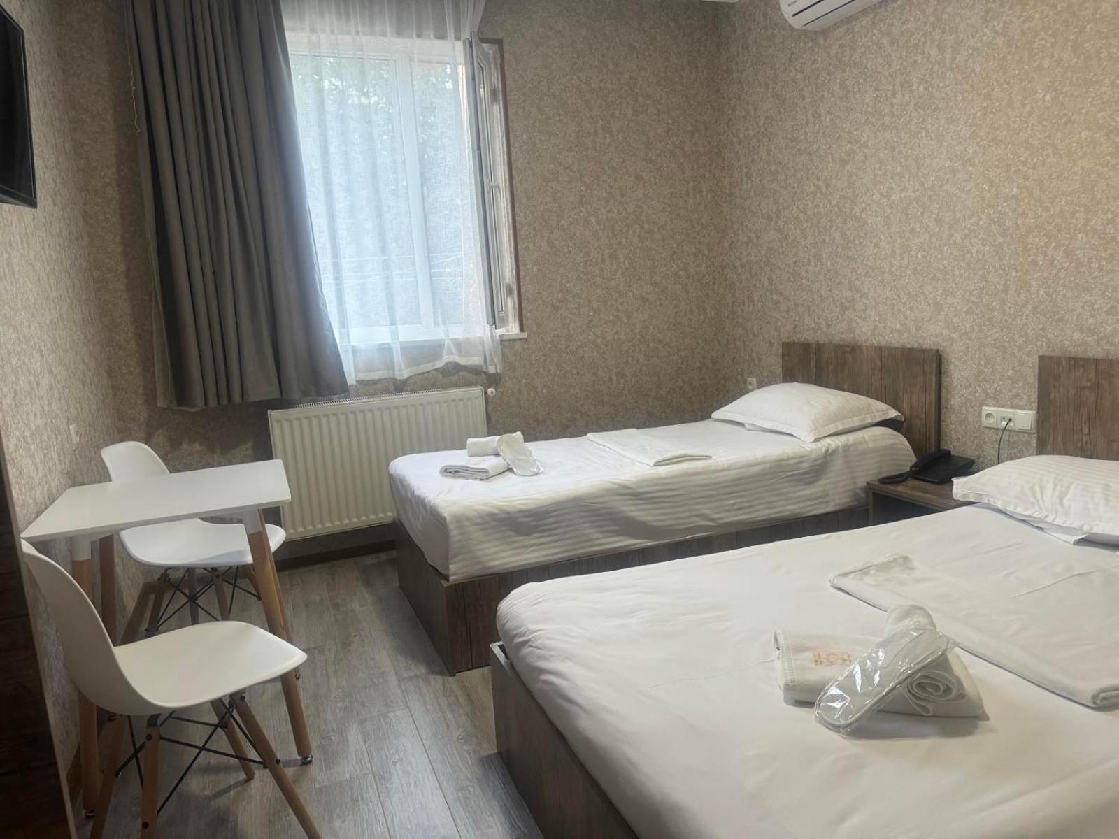 Hotel Skib 第比利斯 外观 照片